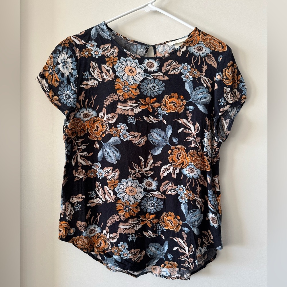 H&M Floral Keyhole Top